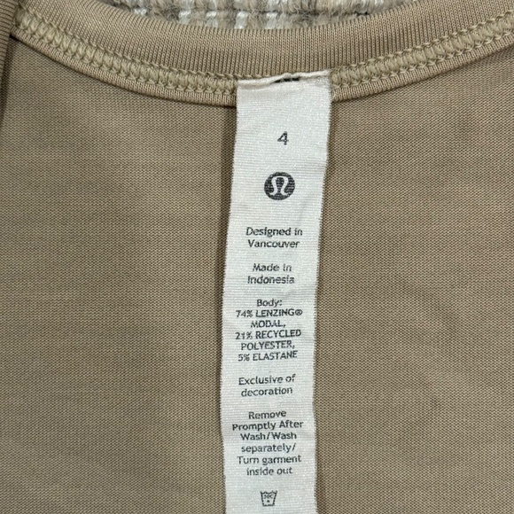 Lululemon Ease of it All Tank Size 6 - Picture 5 of 7